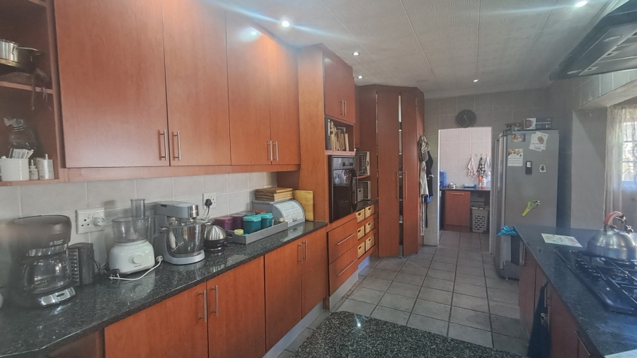 3 Bedroom Property for Sale in Pellissier Free State